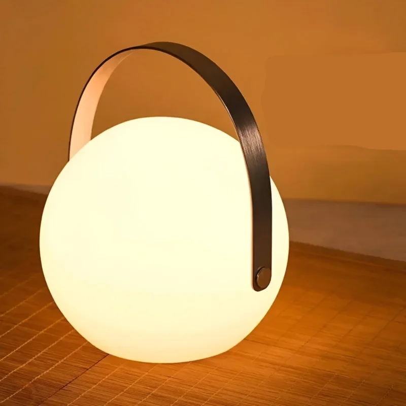 Drahtlose LED-Tischlampe – Wasserdicht, Aufladbar und 16 Farben | Karnz