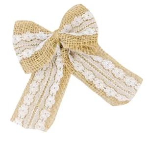 Nœuds en toile de jute et dentelle pour mariage champêtre beige et blanc