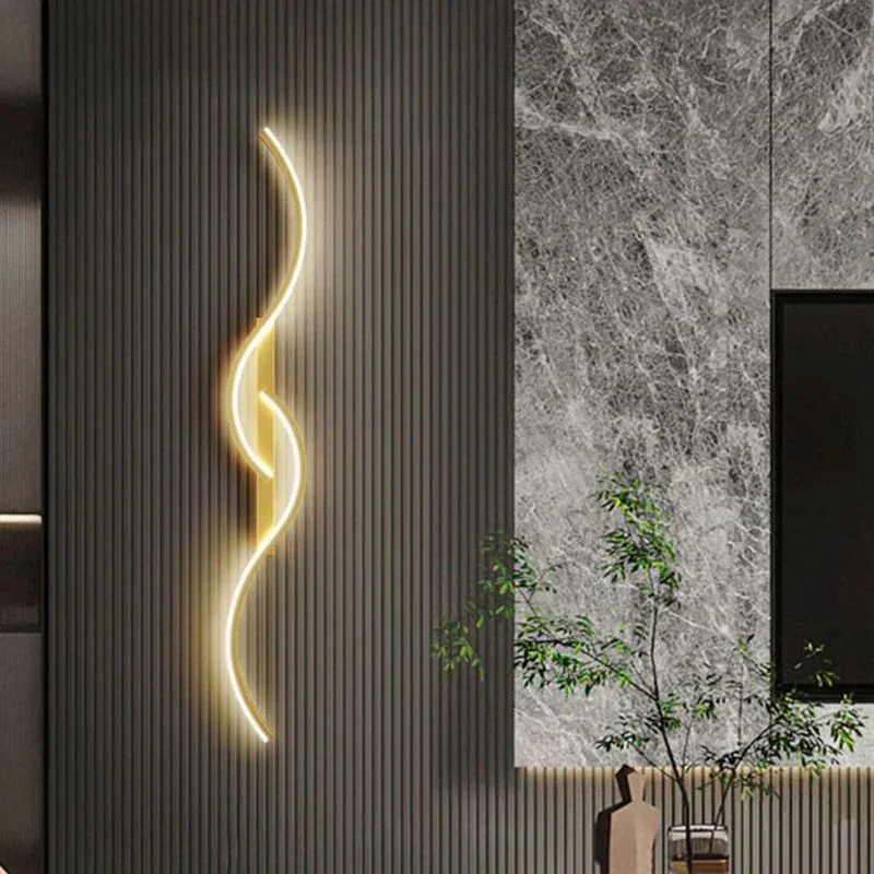 Moderne LED-Wandleuchte – Künstlerische Kombination der Formen