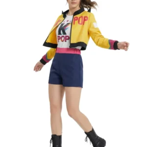 Déguisement chanteuse Kpop pour femme jaune et bleu avec veste courte et short